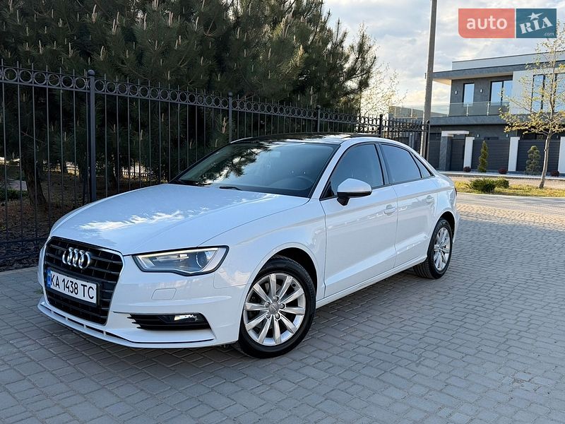 Седан Audi A3 2015 в Одессе