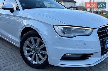 Седан Audi A3 2015 в Одессе