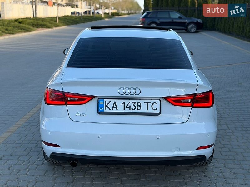 Седан Audi A3 2015 в Одессе