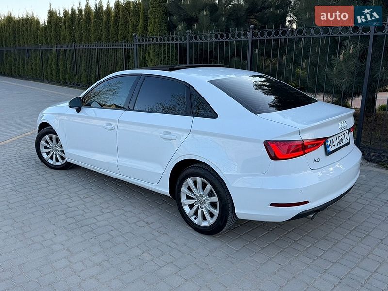 Седан Audi A3 2015 в Одессе