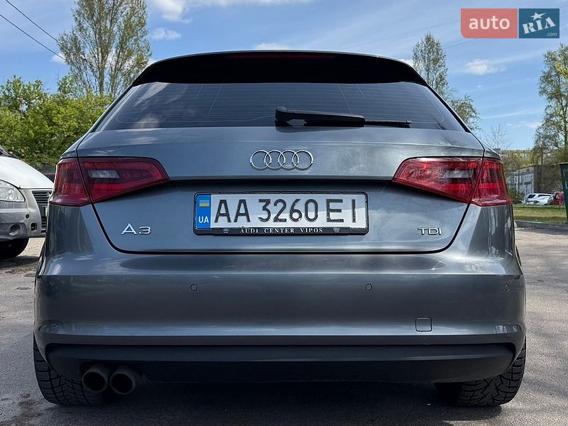Хэтчбек Audi A3 2016 в Киеве