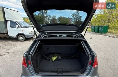 Хэтчбек Audi A3 2016 в Киеве