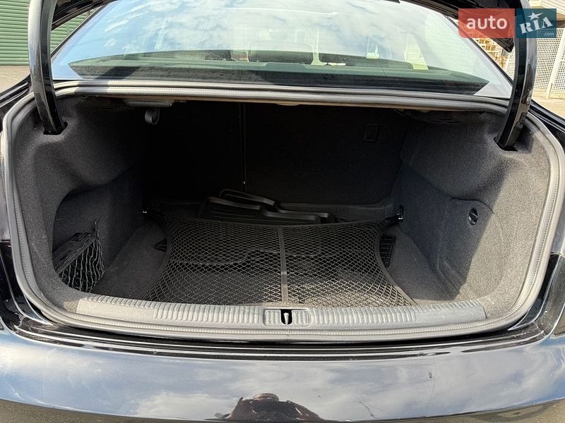 Седан Audi A3 2015 в Одессе