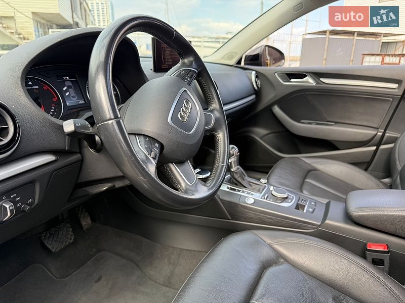 Седан Audi A3 2015 в Одессе