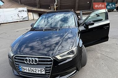 Седан Audi A3 2015 в Одессе