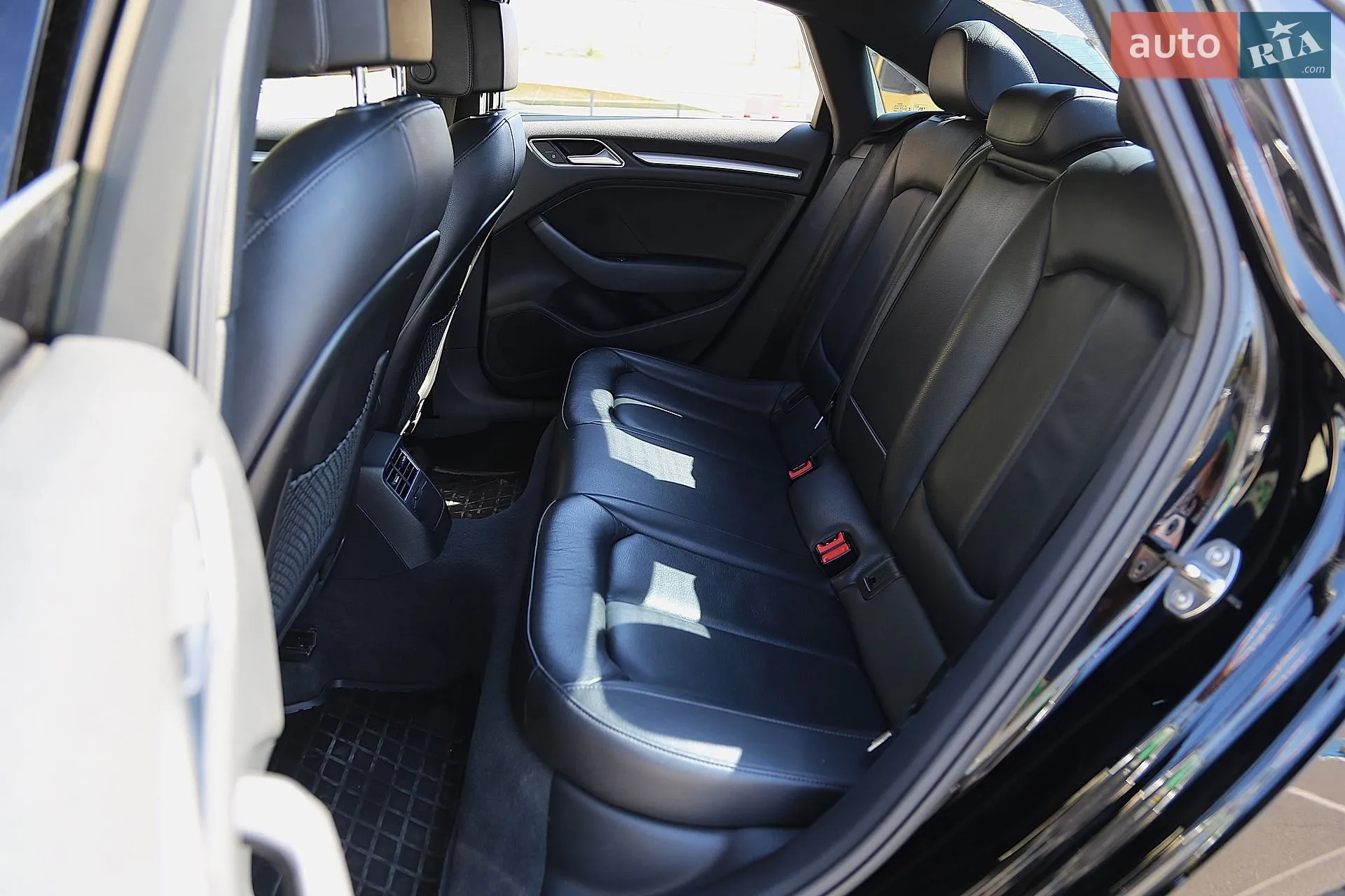2016 Audi A3 - мініатюра 8