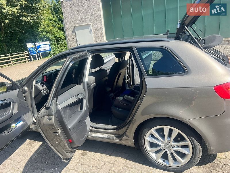 Хэтчбек Audi A3 2011 в Луцке