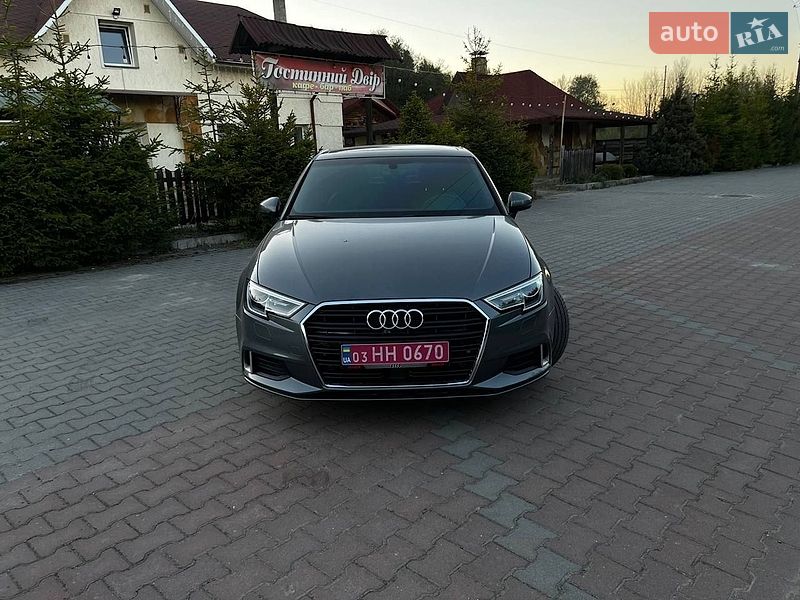 Седан Audi A3 2020 в Шепетівці