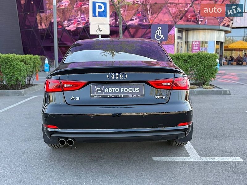 Седан Audi A3 2016 в Киеве