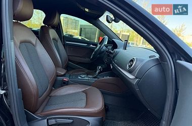 Седан Audi A3 2016 в Киеве