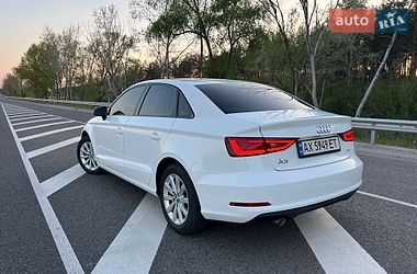 Седан Audi A3 2015 в Балаклее