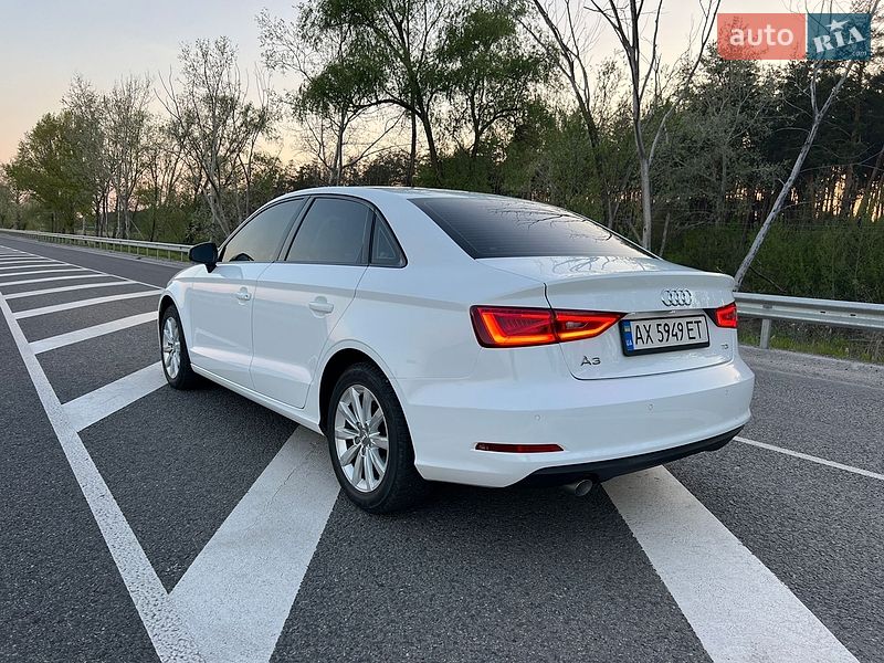 Седан Audi A3 2015 в Балаклее
