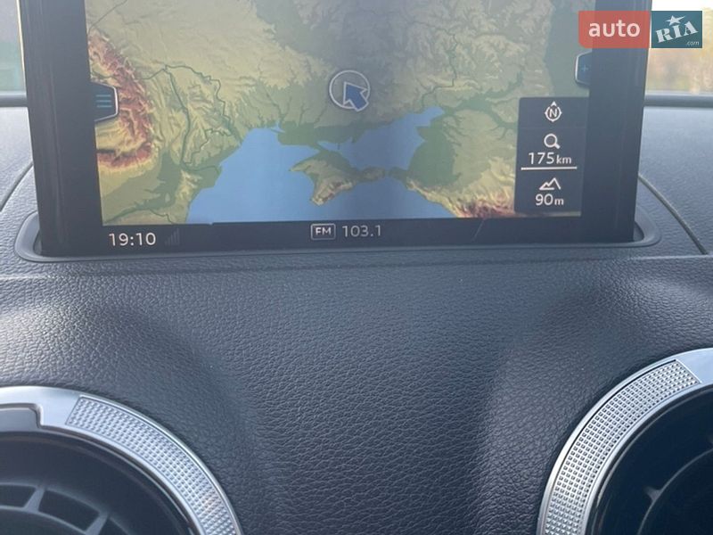 Хэтчбек Audi A3 2017 в Запорожье