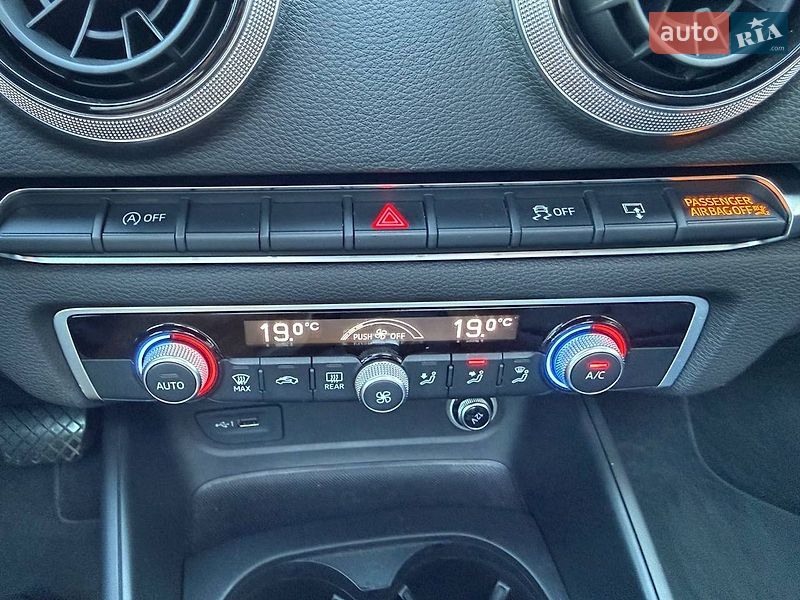 Седан Audi A3 2016 в Коломиї