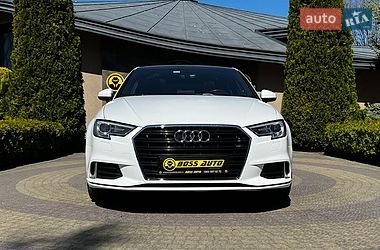 Седан Audi A3 2018 в Львове