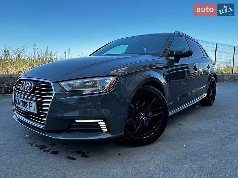 Хетчбек Audi A3 2017 в Києві