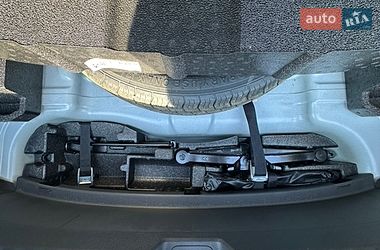 Седан Audi A3 2024 в Киеве