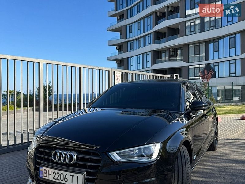 Седан Audi A3 2014 в Одессе