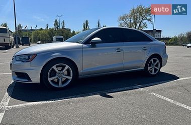 Седан Audi A3 2015 в Дніпрі