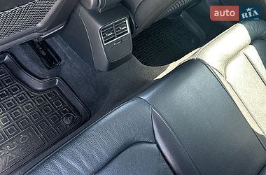 Седан Audi A3 2015 в Дніпрі