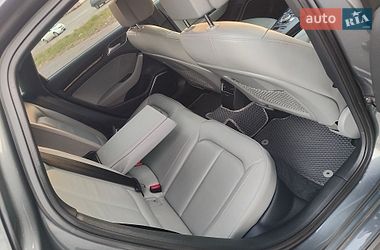 Седан Audi A3 2018 в Виннице