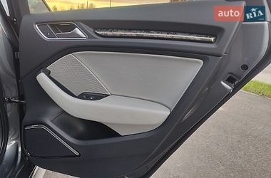 Седан Audi A3 2018 в Виннице