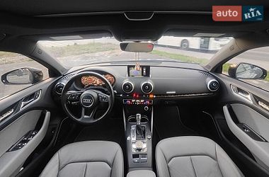 Седан Audi A3 2018 в Виннице