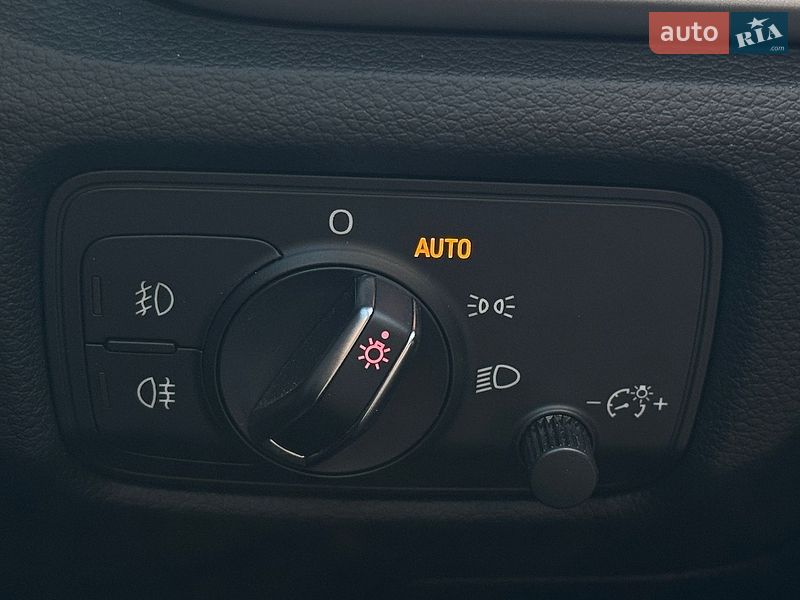 Седан Audi A3 2015 в Одессе