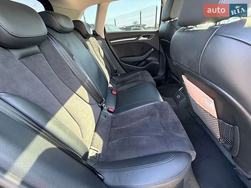 Хетчбек Audi A3 2016 в Києві