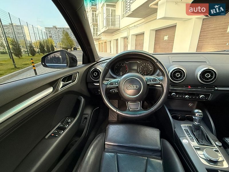 Седан Audi A3 2014 в Днепре