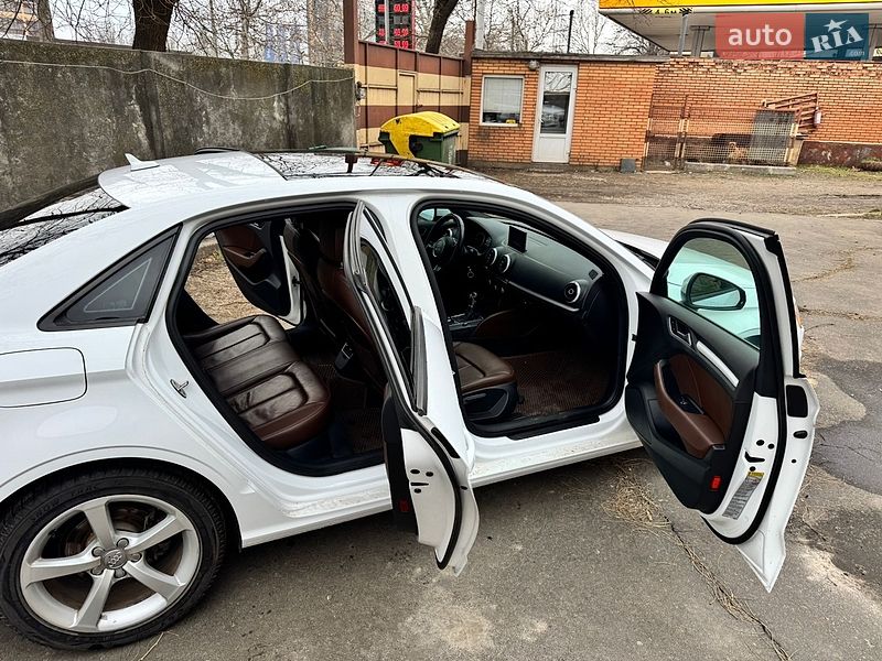 Седан Audi A3 2015 в Одессе