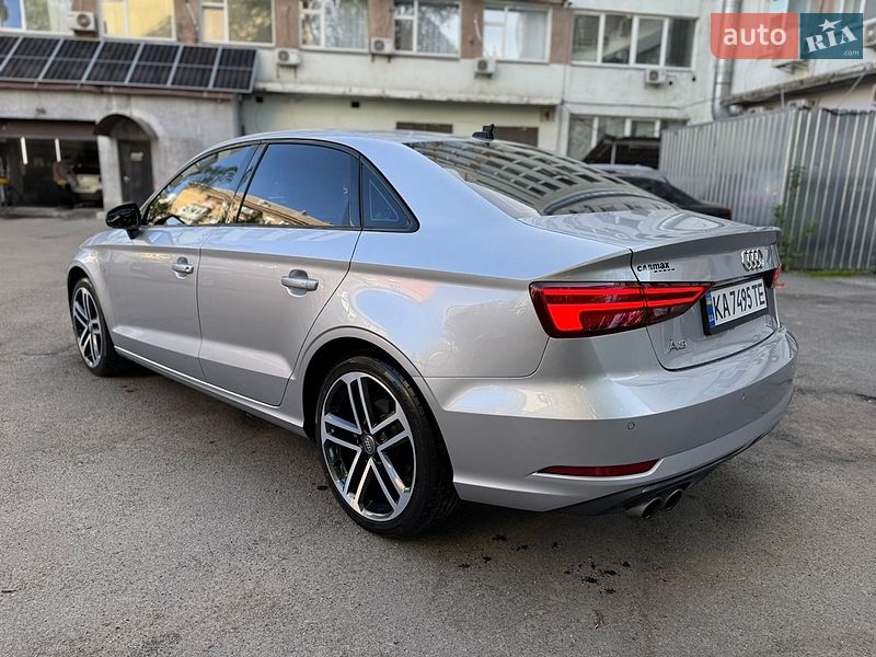 Седан Audi A3 2020 в Киеве