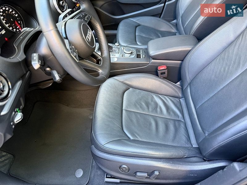 Седан Audi A3 2020 в Киеве