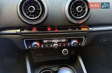 Седан Audi A3 2020 в Киеве