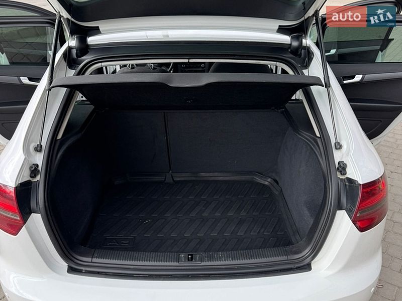Хетчбек Audi A3 2012 в Кам'янець-Подільському