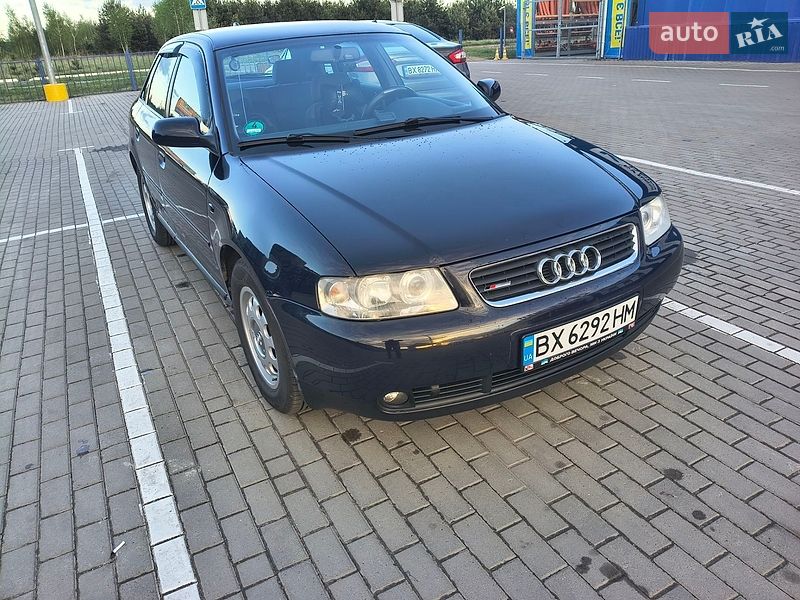Хэтчбек Audi A3 2001 в Славуте