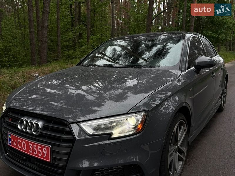 Седан Audi A3 2016 в Львове