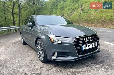 Седан Audi A3 2017 в Хмельницком