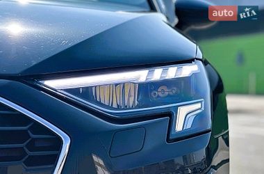 Хэтчбек Audi A3 2021 в Киеве