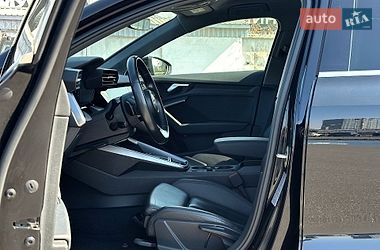 Хэтчбек Audi A3 2021 в Киеве