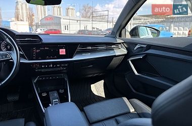 Хэтчбек Audi A3 2021 в Киеве