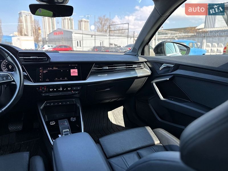 Хэтчбек Audi A3 2021 в Киеве