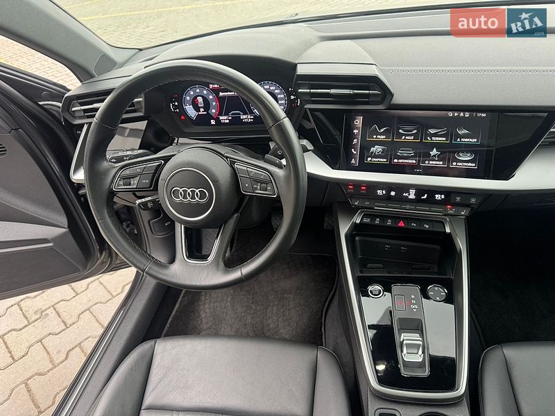 Седан Audi A3 2022 в Чернівцях