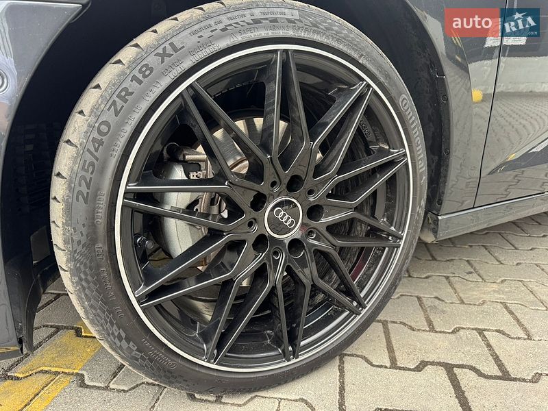 Седан Audi A3 2022 в Чернівцях