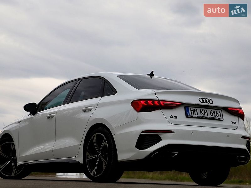 Седан Audi A3 2021 в Трускавці
