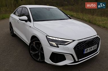 Седан Audi A3 2021 в Трускавці