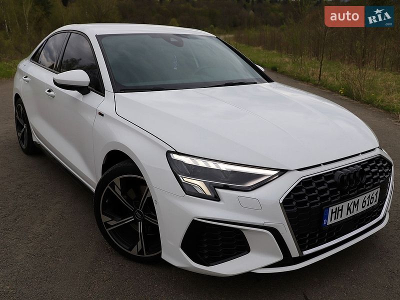 Седан Audi A3 2021 в Трускавці