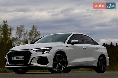 Седан Audi A3 2021 в Трускавці