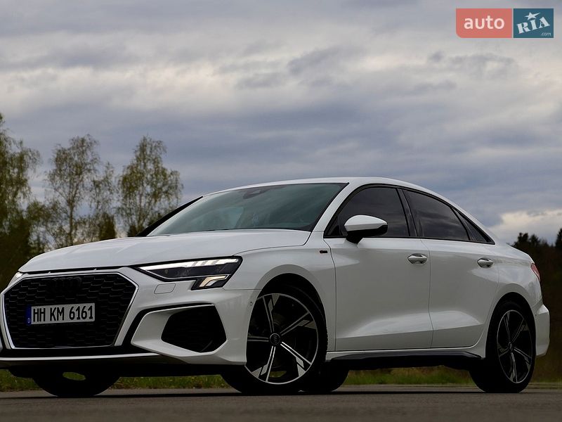 Седан Audi A3 2021 в Трускавці