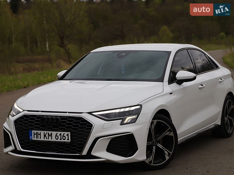 Седан Audi A3 2021 в Трускавці